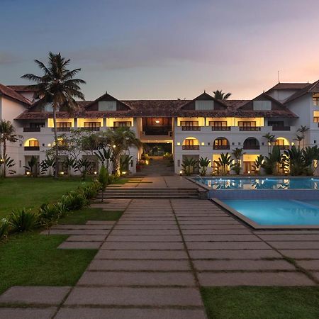 Estuary Sarovar Premiere Poovar Island מראה חיצוני תמונה
