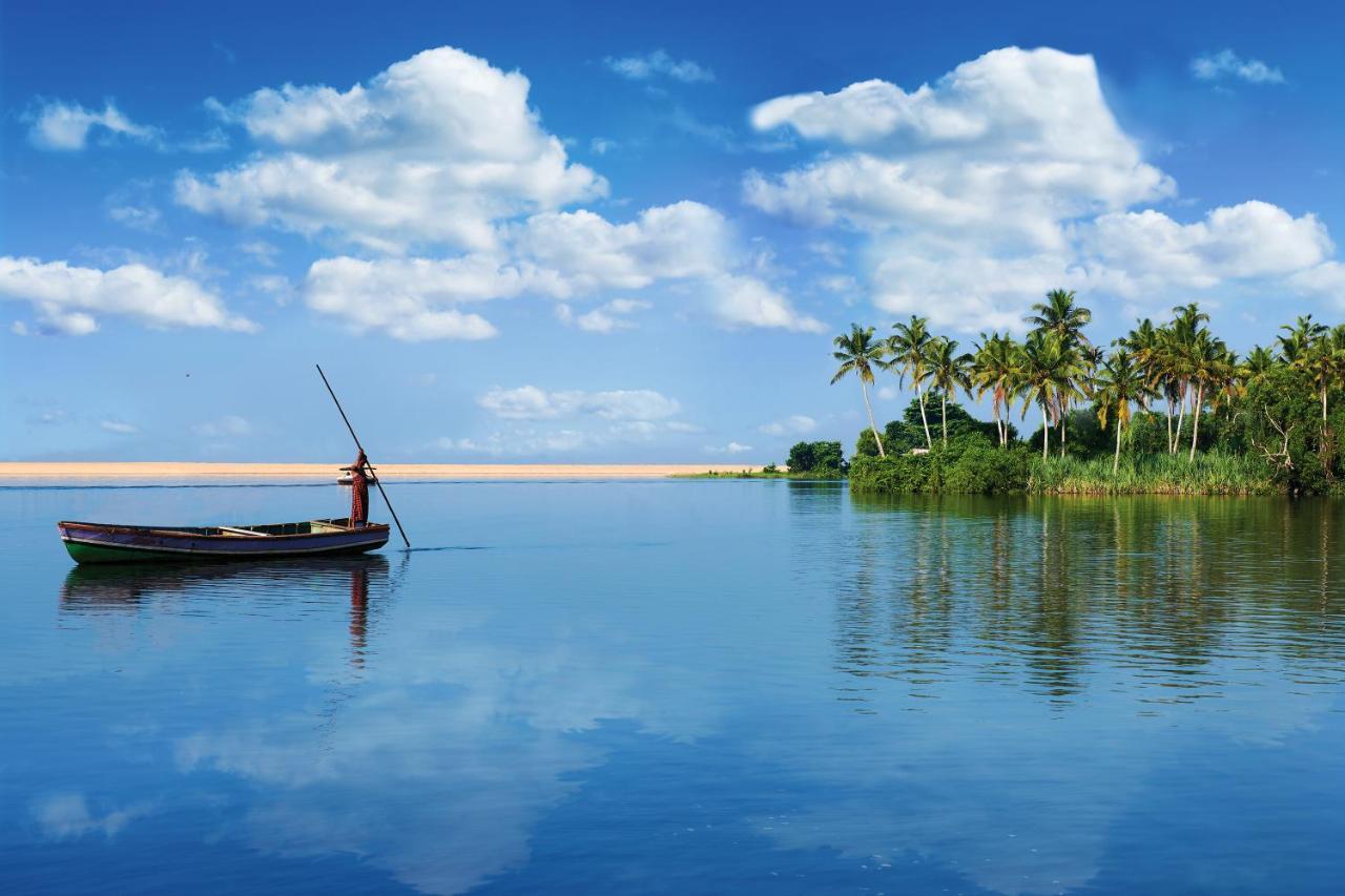 Estuary Sarovar Premiere Poovar Island מראה חיצוני תמונה